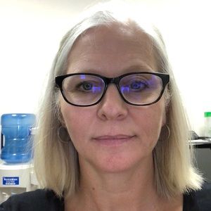 Meet your Posher, Jeanette